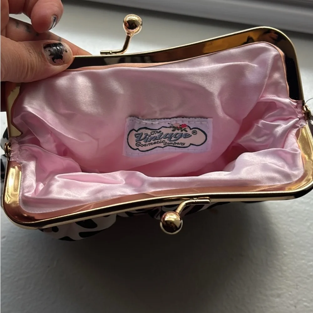 Leopard Print Clutch Bag - Picture 2 of 2